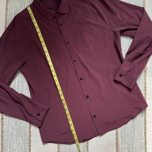 Lululemon Voyage Long Sleeve Buttondown in Wee Stripe Black Cherry Prep Red M - Picture 5 of 6